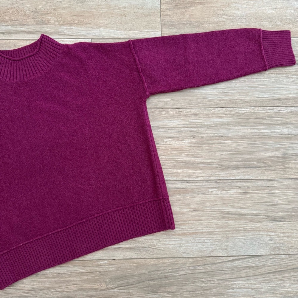 Universal Thread Sweater - Picture 7 of 14